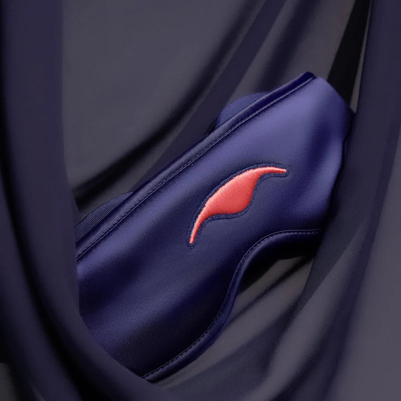 The Manta Silk Eye Mask