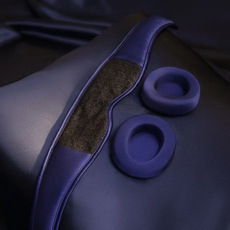 The Manta Silk Eye Mask